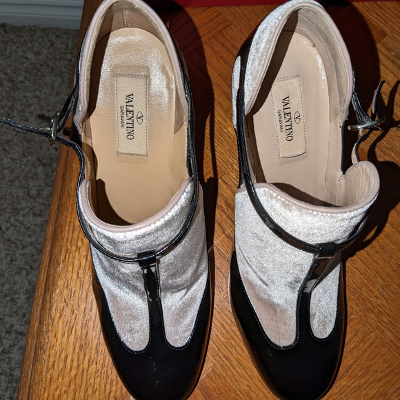 Valentino Tango Pumps - Picture 5 of 6